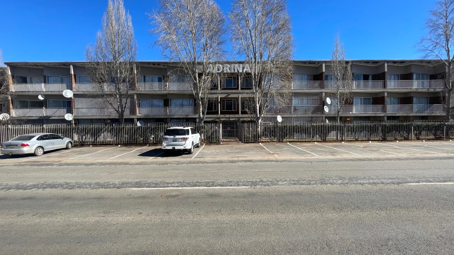 1 Bedroom Property for Sale in Baillie Park North West